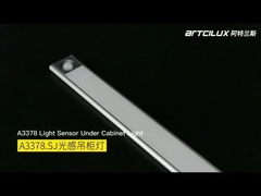 Bajo el panel de luz del armario de detección de lujo