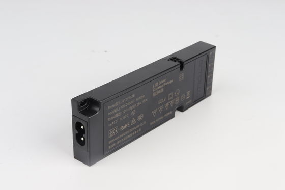 CTS Fuente de alimentación de voltaje constante ultra delgado controlador de LED 15W Potencia de salida para conmutación
