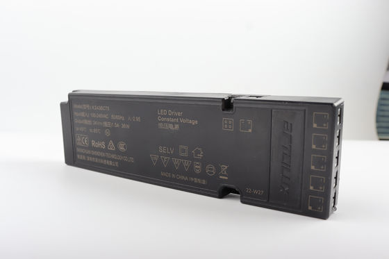 Tipo de salida CTS 36W Multitech Fuente de alimentación de voltaje constante ultrafinos controlador LED para conmutación 24V